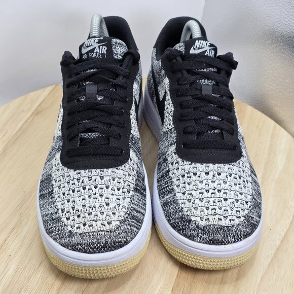 Nike Air Force 1 Flyknit 2.0 Black/White Oreo AV3042-001 Men's Sz 8.5 - Picture 4 of 9